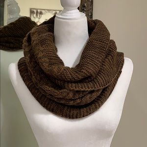 Liz Claiborne infinity scarf